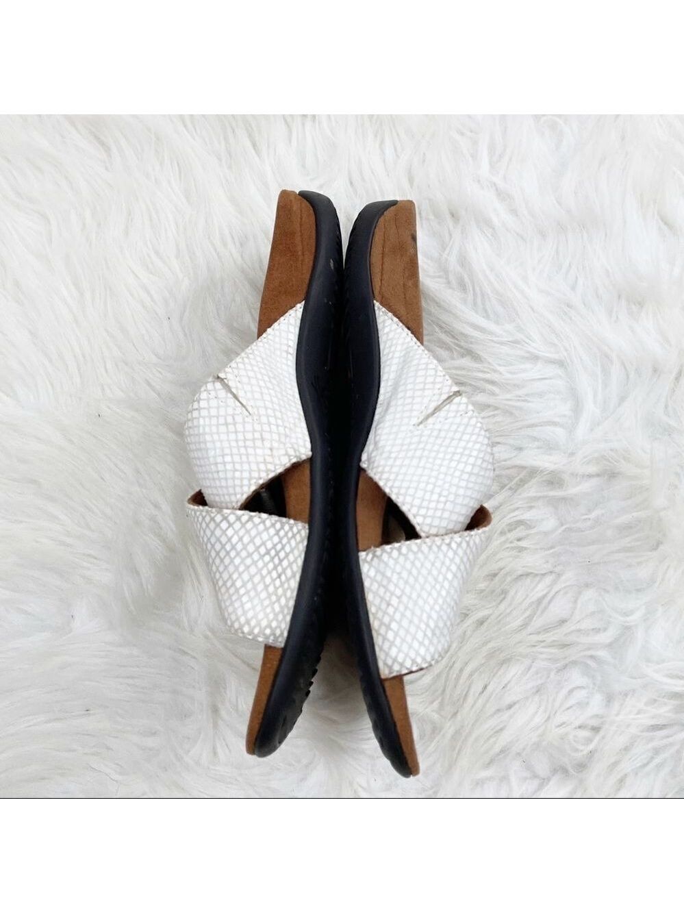Vionic Dorie Rest Snakeskin Leather Slide Sandals - Picture 7 of 11